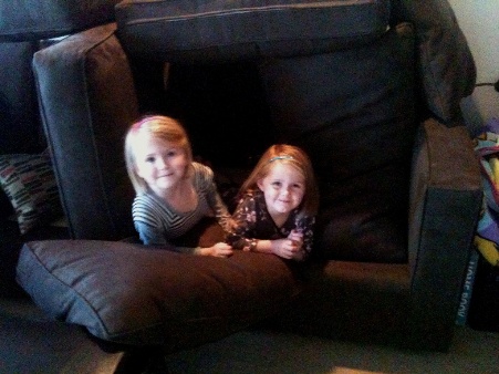 cushion fort for girls